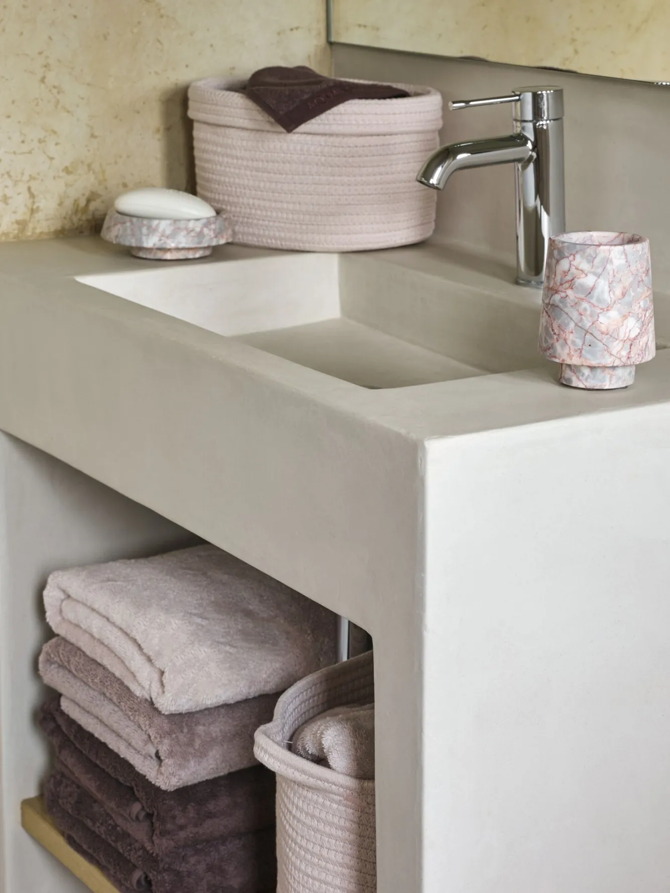 Aquanova Aquanova LONDON bath towel Nude 70x130 cm (set/3)