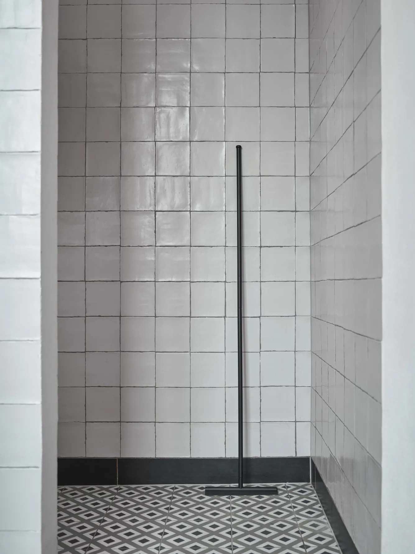 Aquanova ARVID floor wiper (black) ARVBWL-09