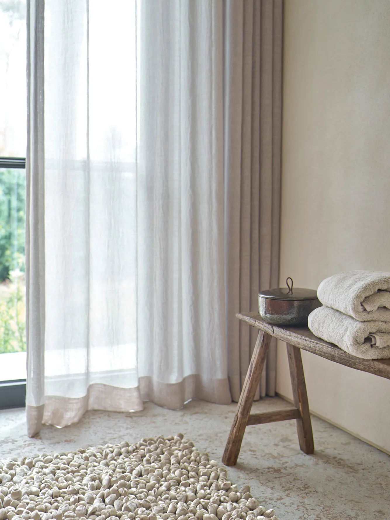 Aquanova Bath mat Rocca Linen-16, beige