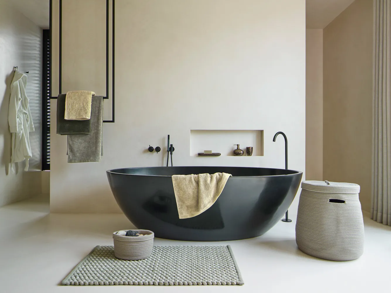 Aquanova Bath mat MAKS color Absynth-128