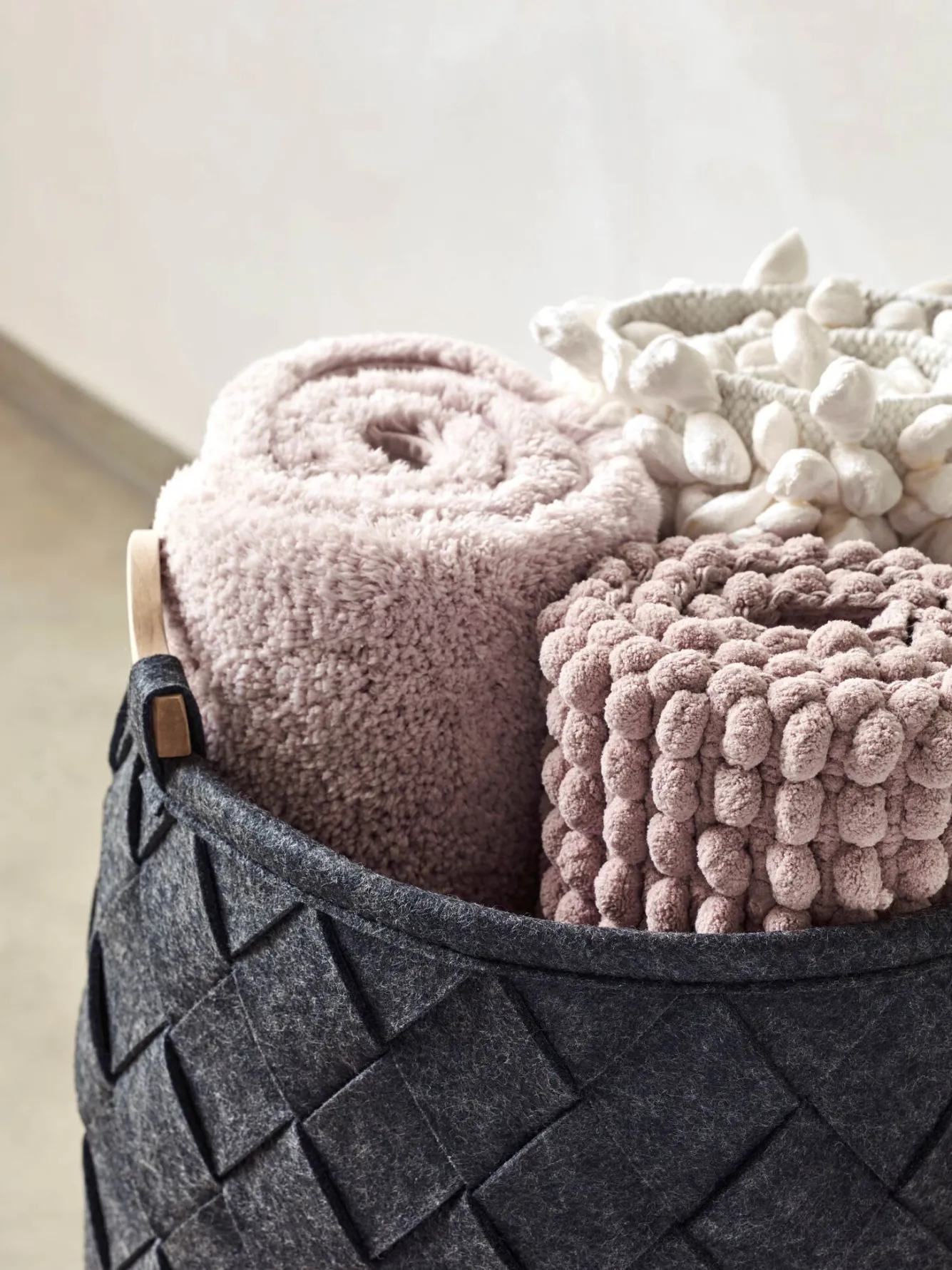 Aquanova Bath mat ROCCA Ivory-10, ivory