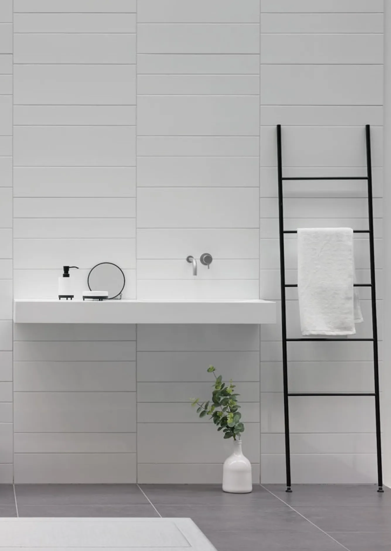 Aquanova Bath mat LONDON color Graphite-96