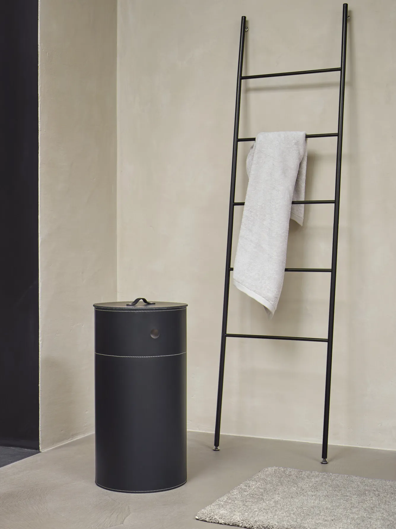 Aquanova Bath mat LOA color Truffle-106