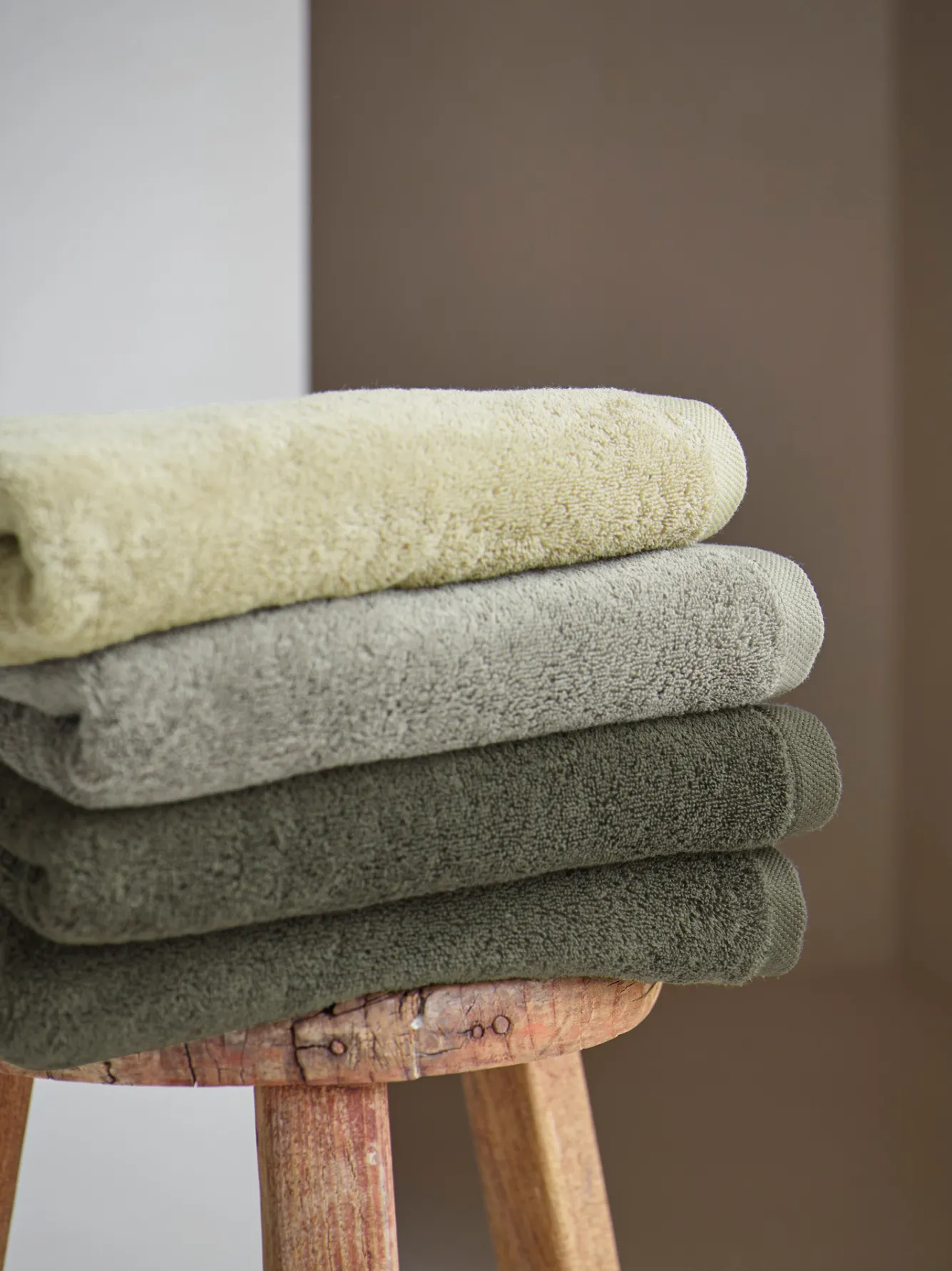 Aquanova Bath mat LONDON color Taiga-302