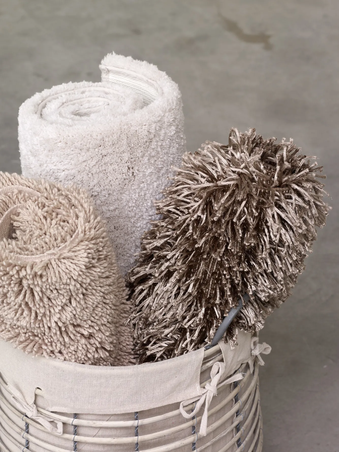 Aquanova Bath mat KEMEN Sand-14, sand (KEMBM) with anti-slip