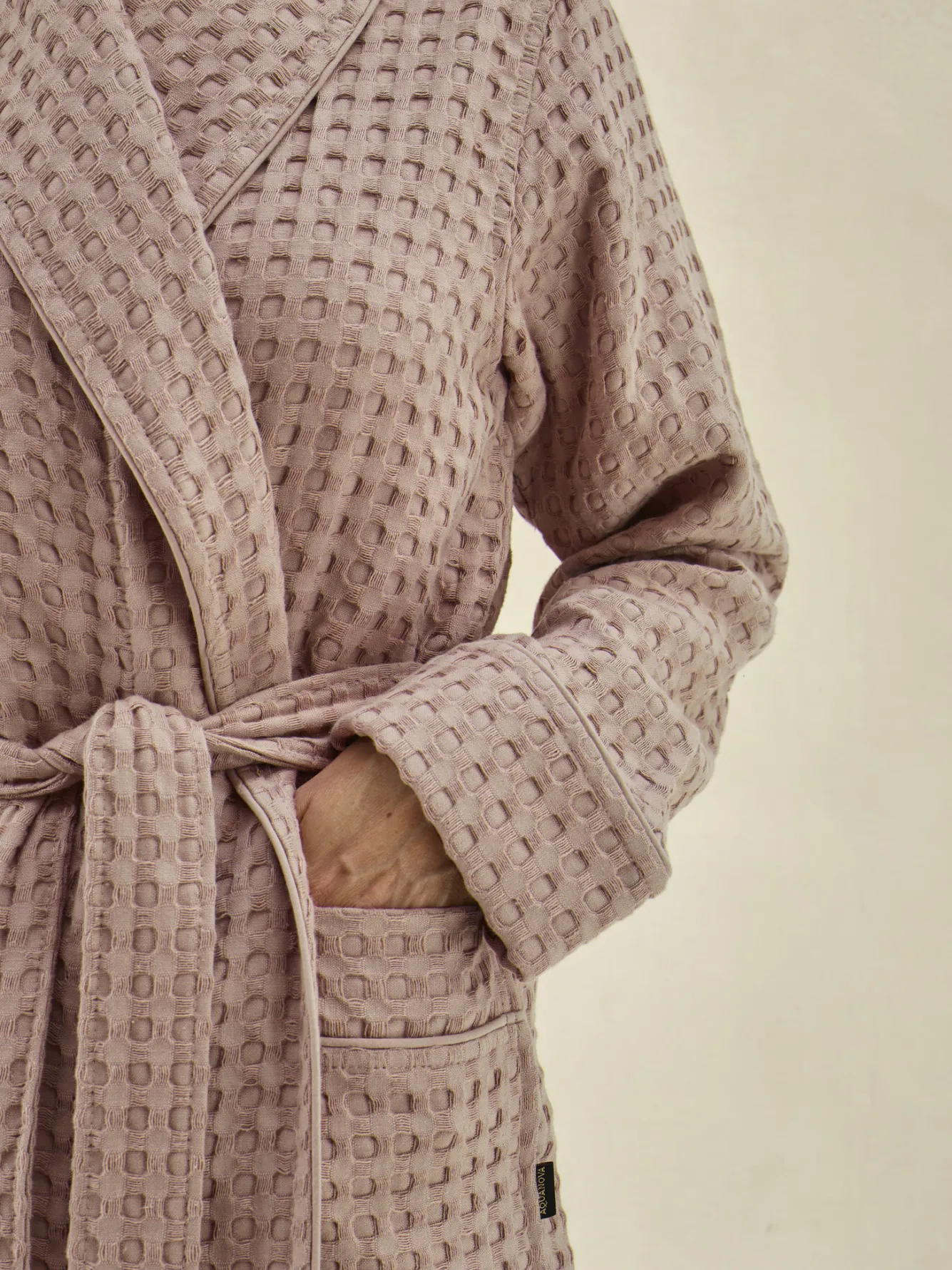 Aquanova Bathrobe VIGGO color Nougat (VIGBG-136)