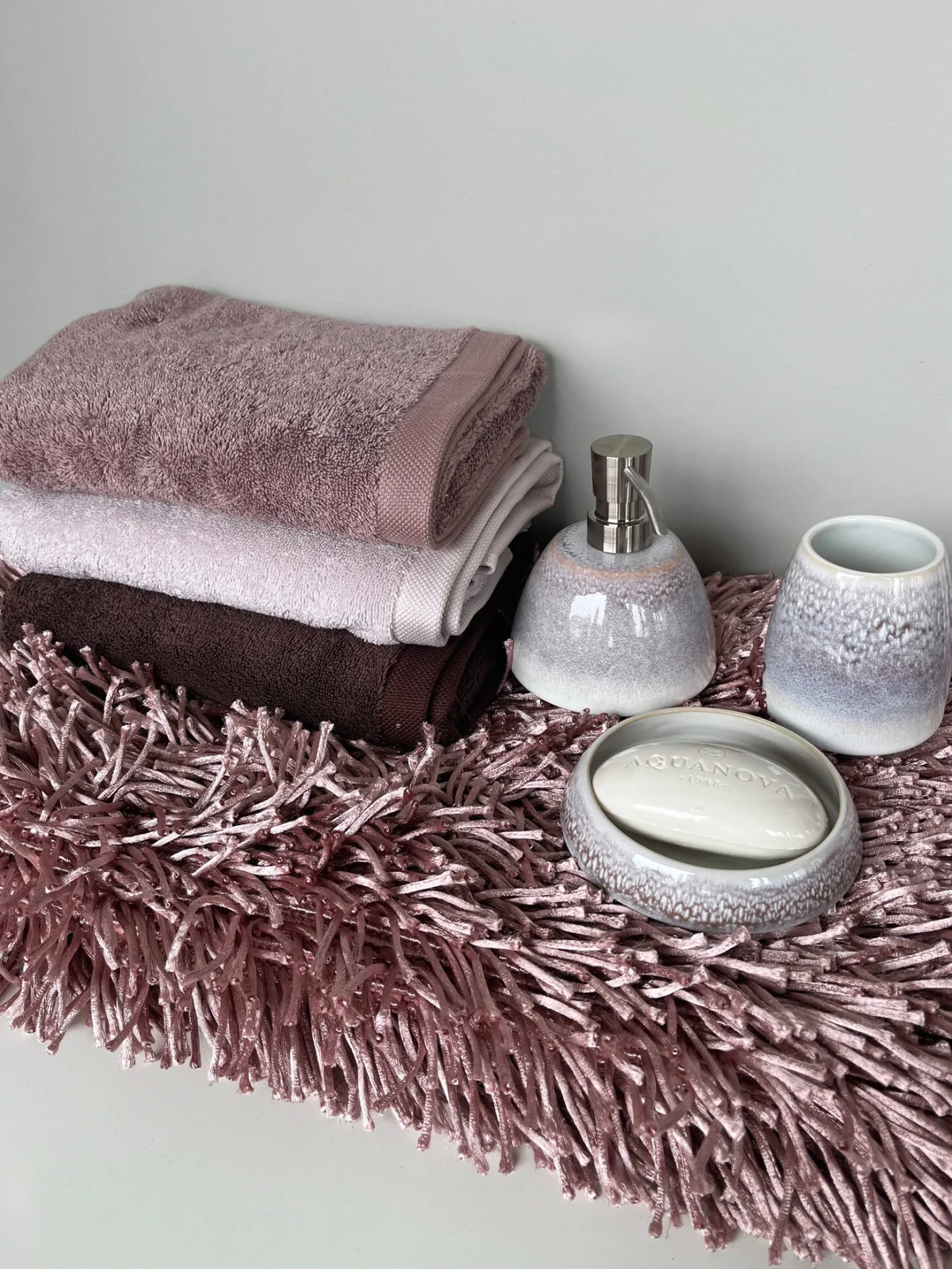 Aquanova Cup / toothbrush holder FIGO color Malva-883