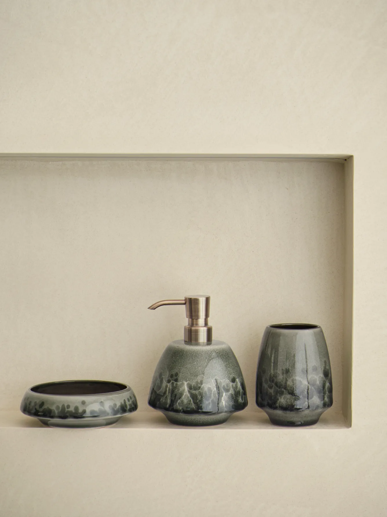 Aquanova Cup / toothbrush holder FIGO color Taiga-302