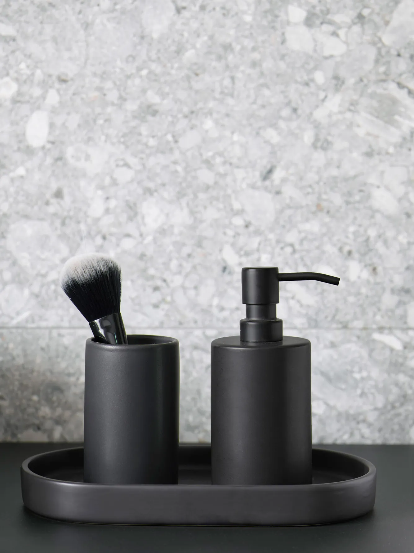 Aquanova Cup FORTE color black (FORTUM-09)