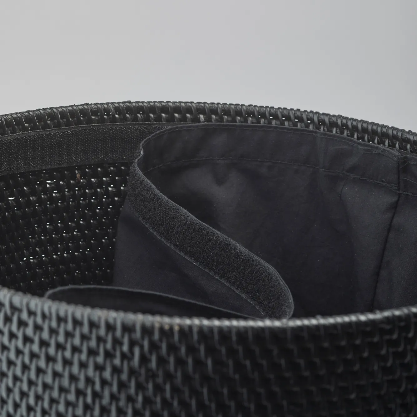 Aquanova Laundry basket CINO color Black (black)