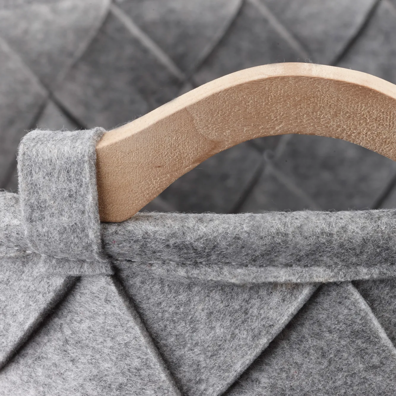 Aquanova Laundry basket AMY color Silver Gray-95 (gray)