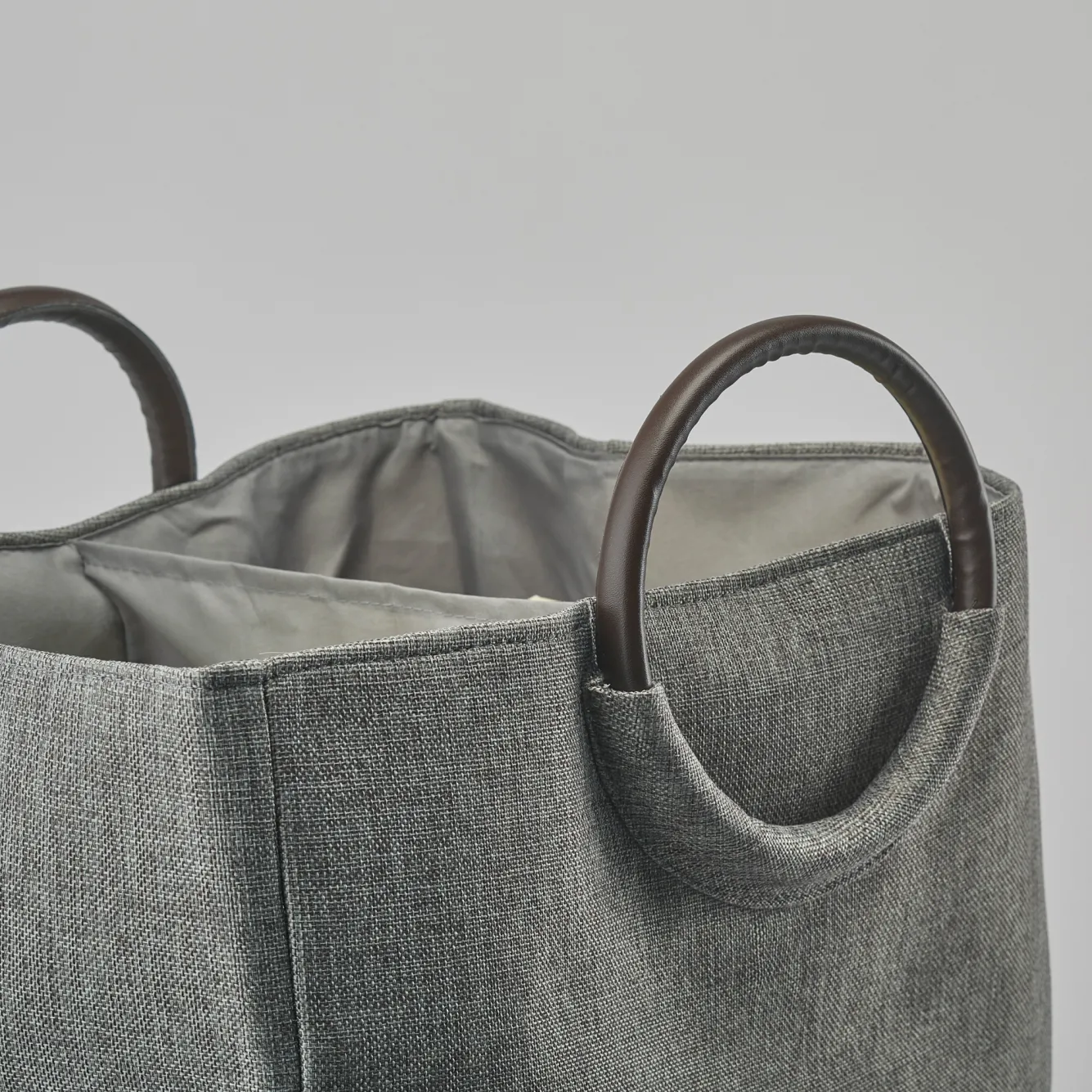 Aquanova Laundry basket JADA color Silver Gray-95 (gray)