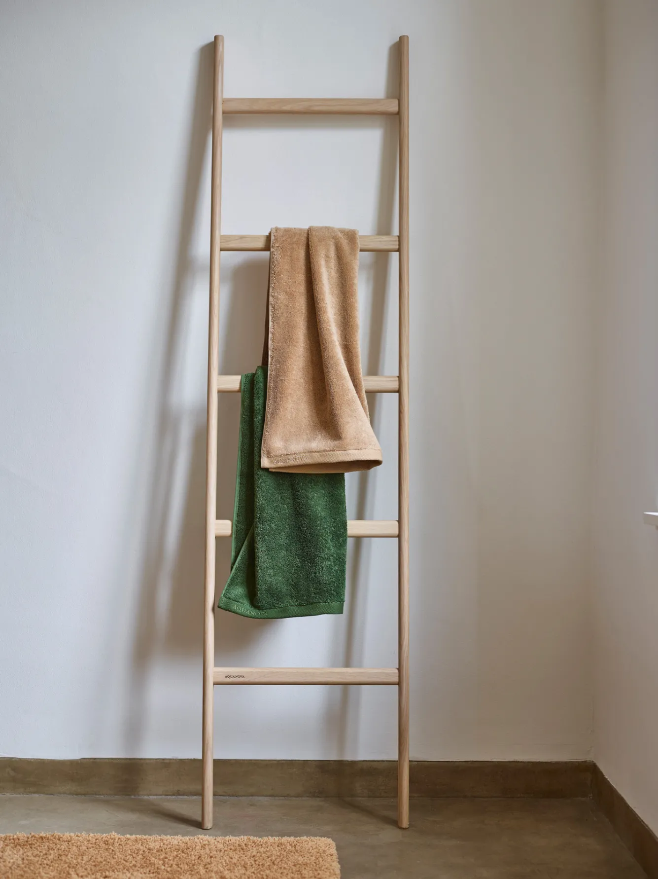 Aquanova Oak towel ladder MINK (MINTLL-387)