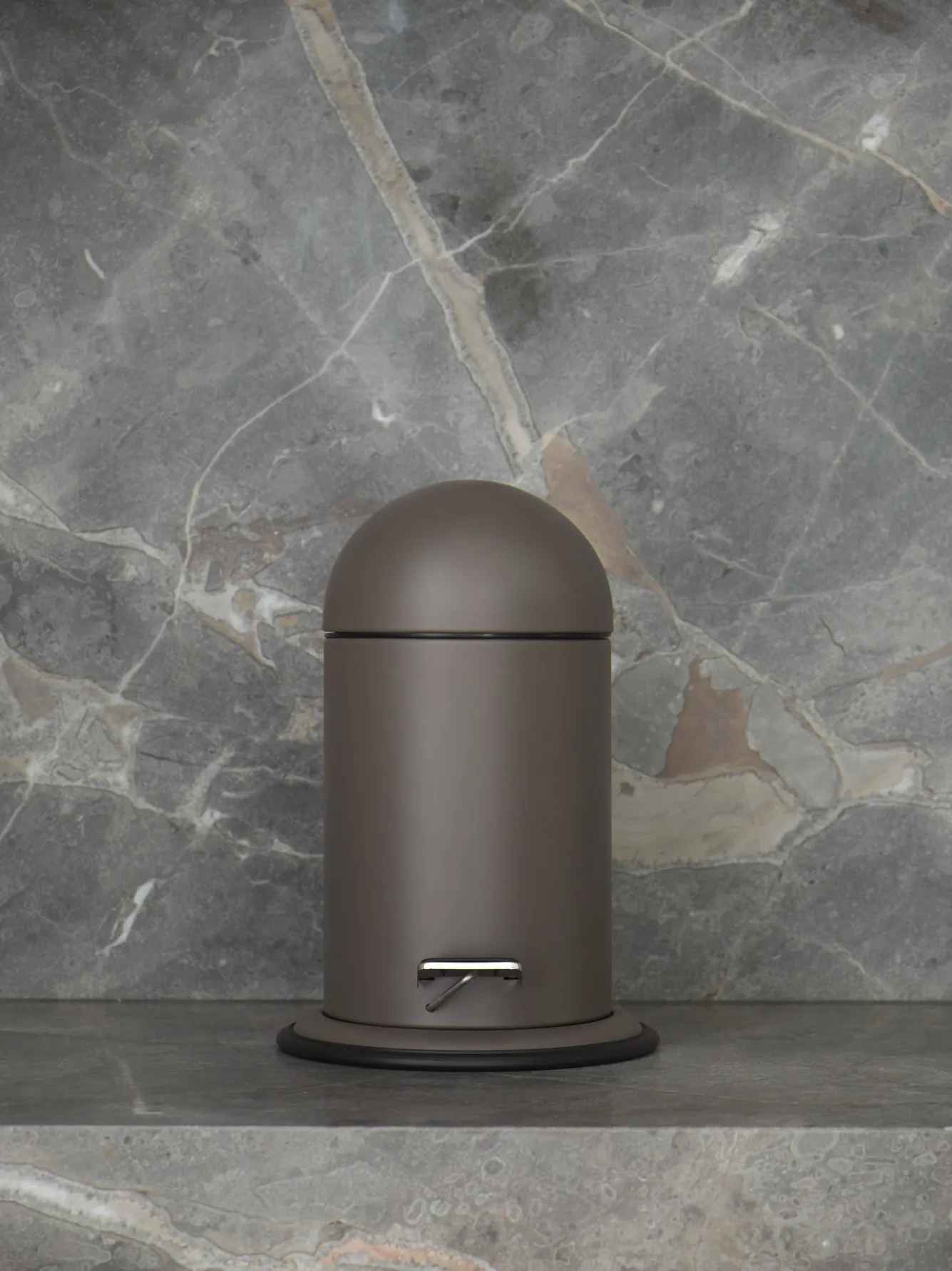 Aquanova Pedal bin ONA color Ash-109 (gray / gray-brown) 3 liters