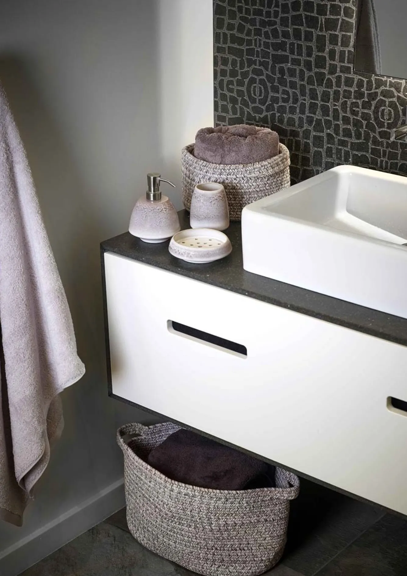 Aquanova Soap dish FIGO color Malva-883