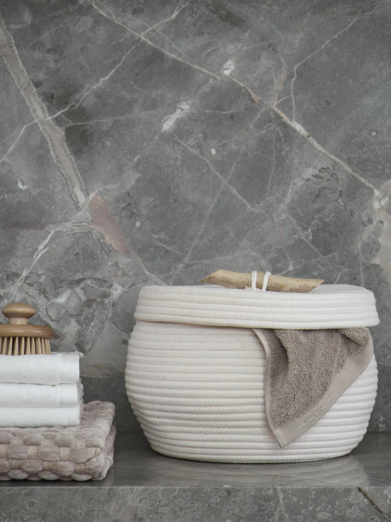 Aquanova Storage basket OTIS color Truffle-106 (beige / greige)