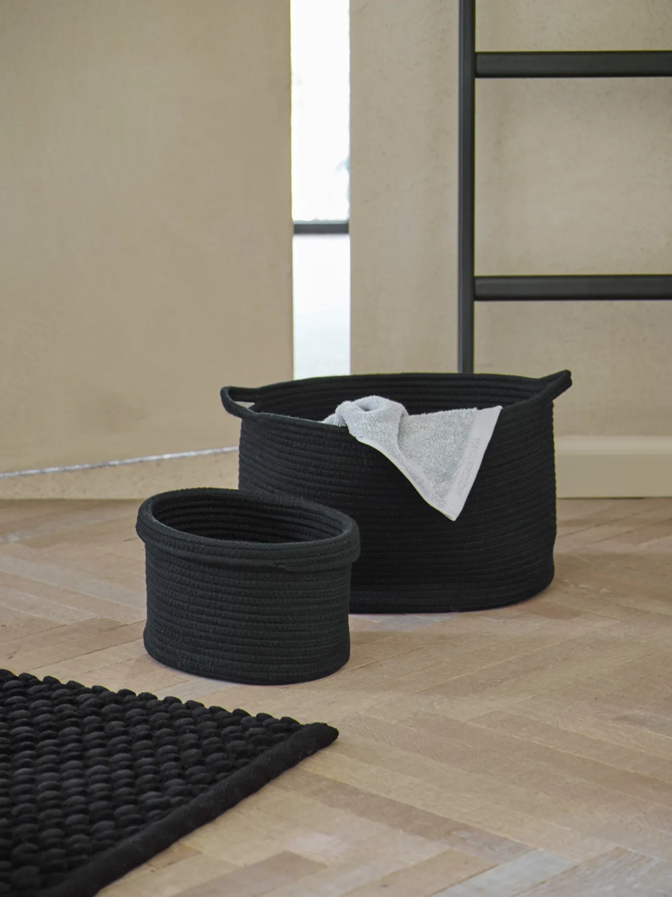 Aquanova Storage basket RENA color Midnight Black-901 (Small)