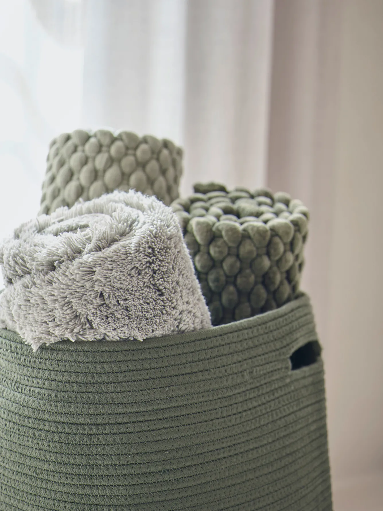 Aquanova Storage basket RENA color Taiga-302 (Medium)