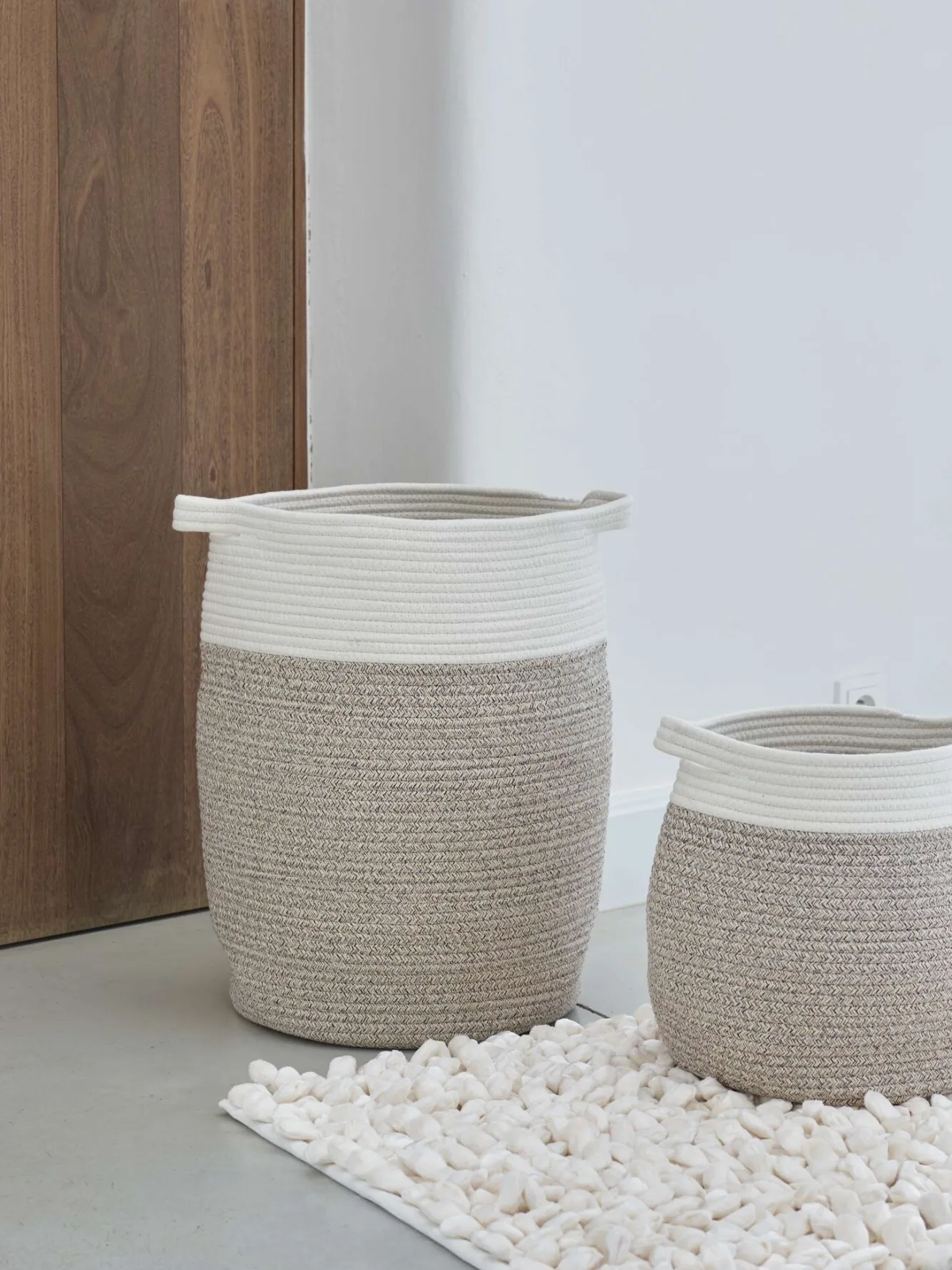 Aquanova Storage basket Osman Nougat-136 (beige) small