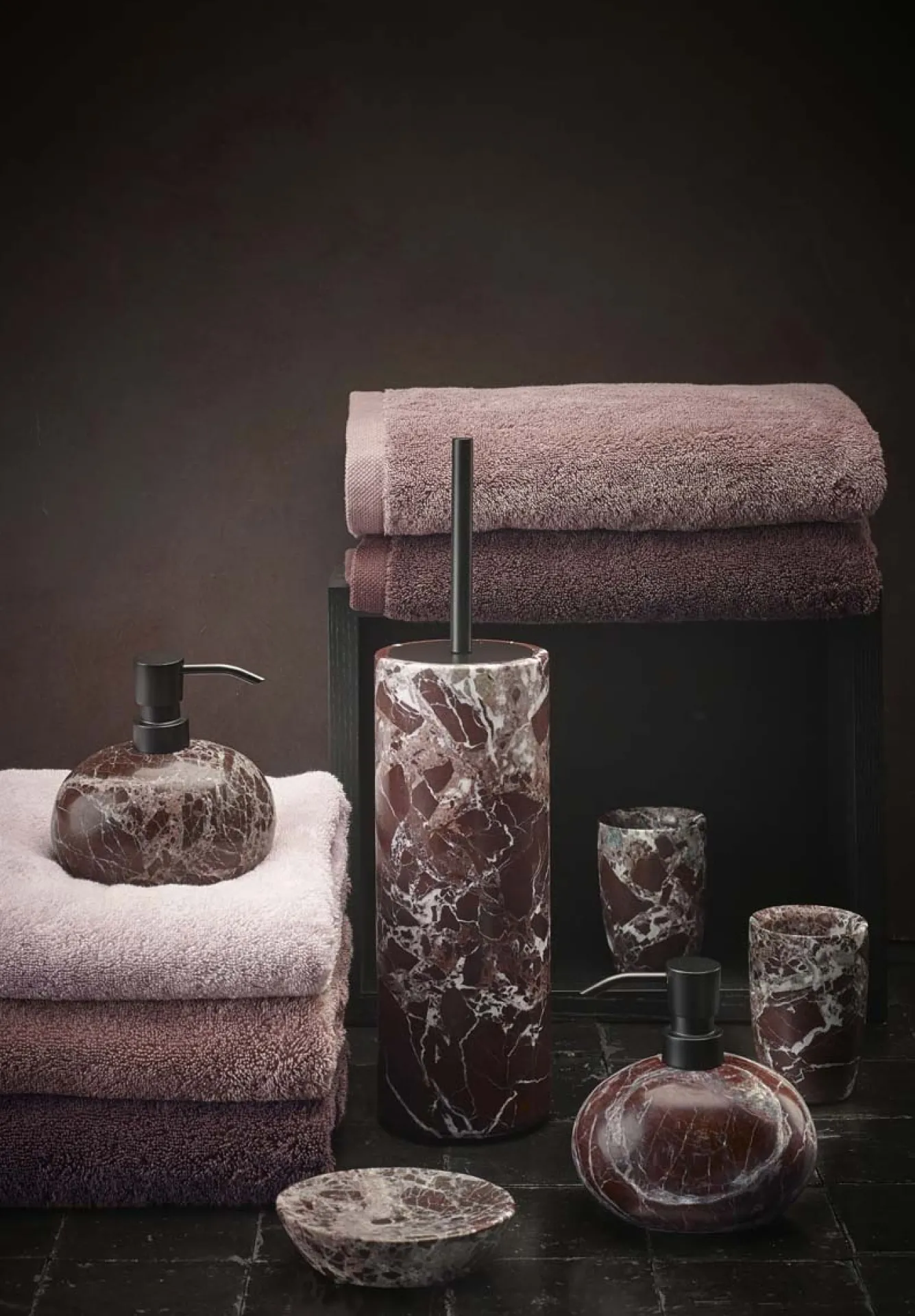 Aquanova Toilet brush holder MUNDO color Rosso (MUNBHR-559)