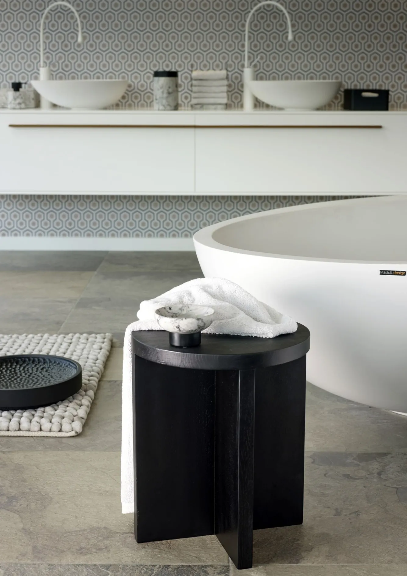 Aquanova Tray / Bowl BRYN color Black (black) height 7 cm