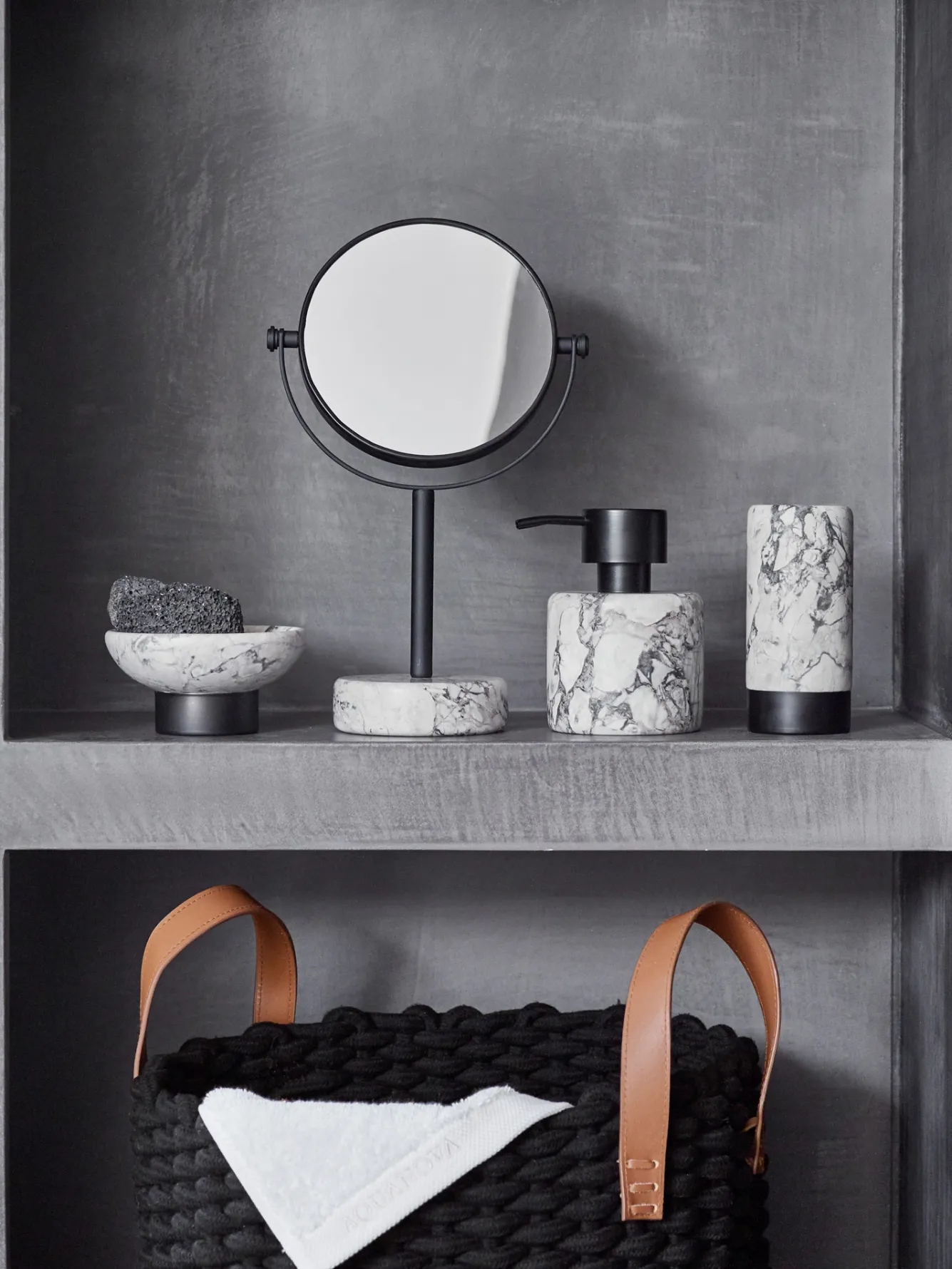 Aquanova Tray / bowl NERO color Alba (gray)