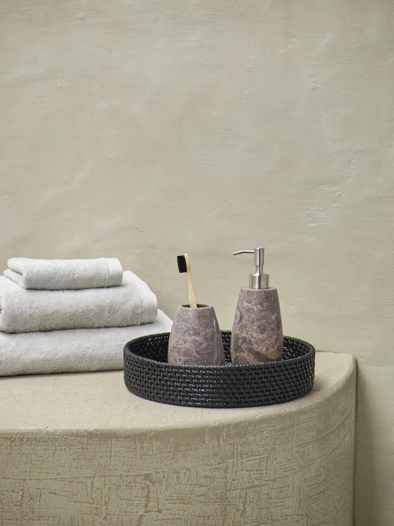 Aquanova Tray CINO color Black (black)