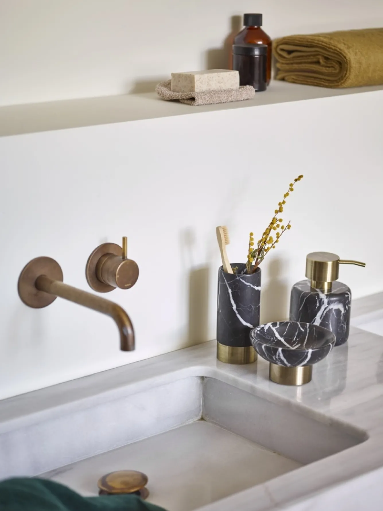 Aquanova Wall hook NERO color Black (black)