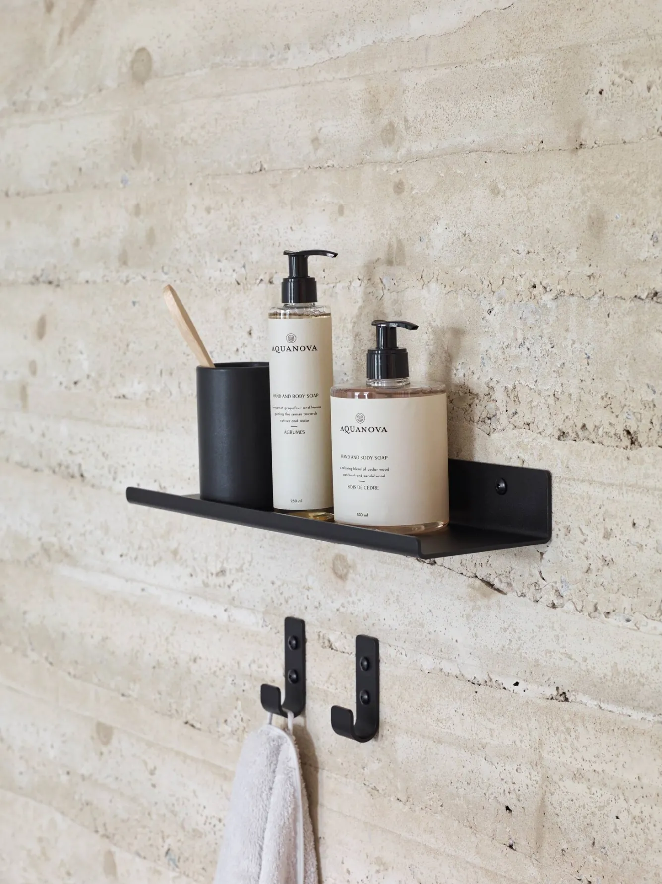 Aquanova Wall shelf CYRA color Black-09