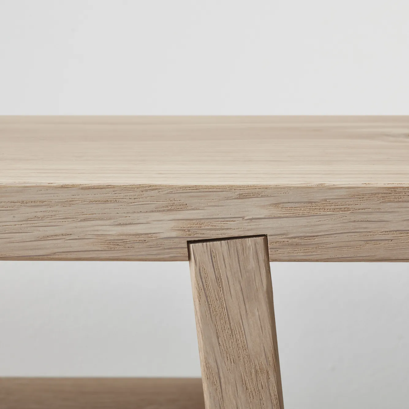 Aquanova Wooden stool MINK solid oak (MINBBM-387)