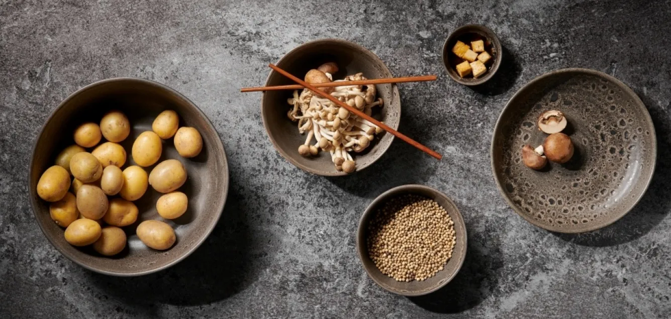 ASA Selection POKÉ bowl / serving dish 25 cm color Mangosteen-266 (brown)