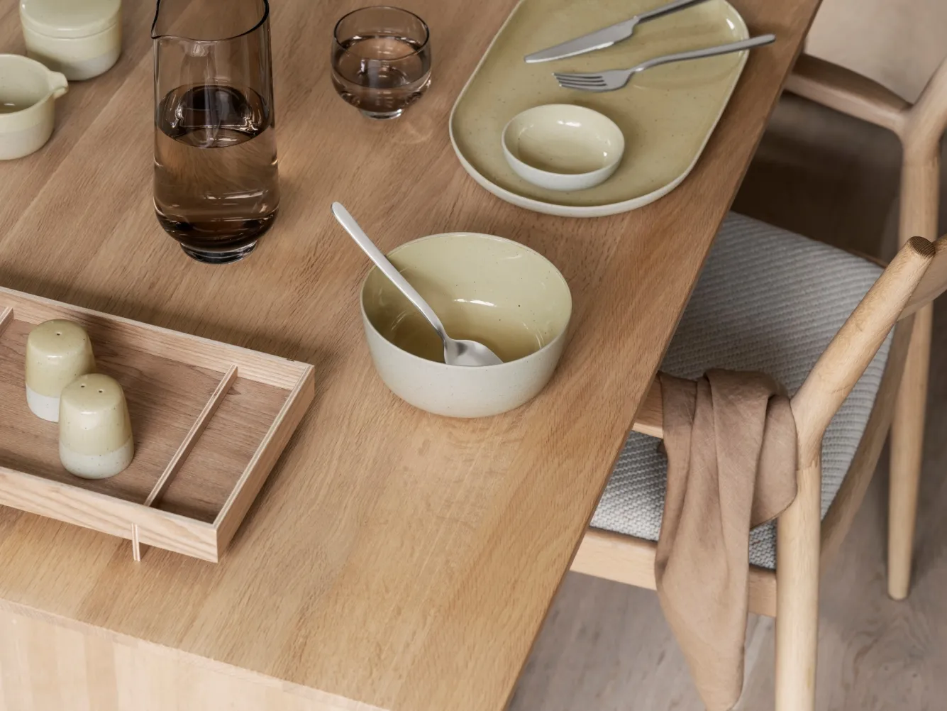 Blomus ABENTO tray / tray wood (64190) small