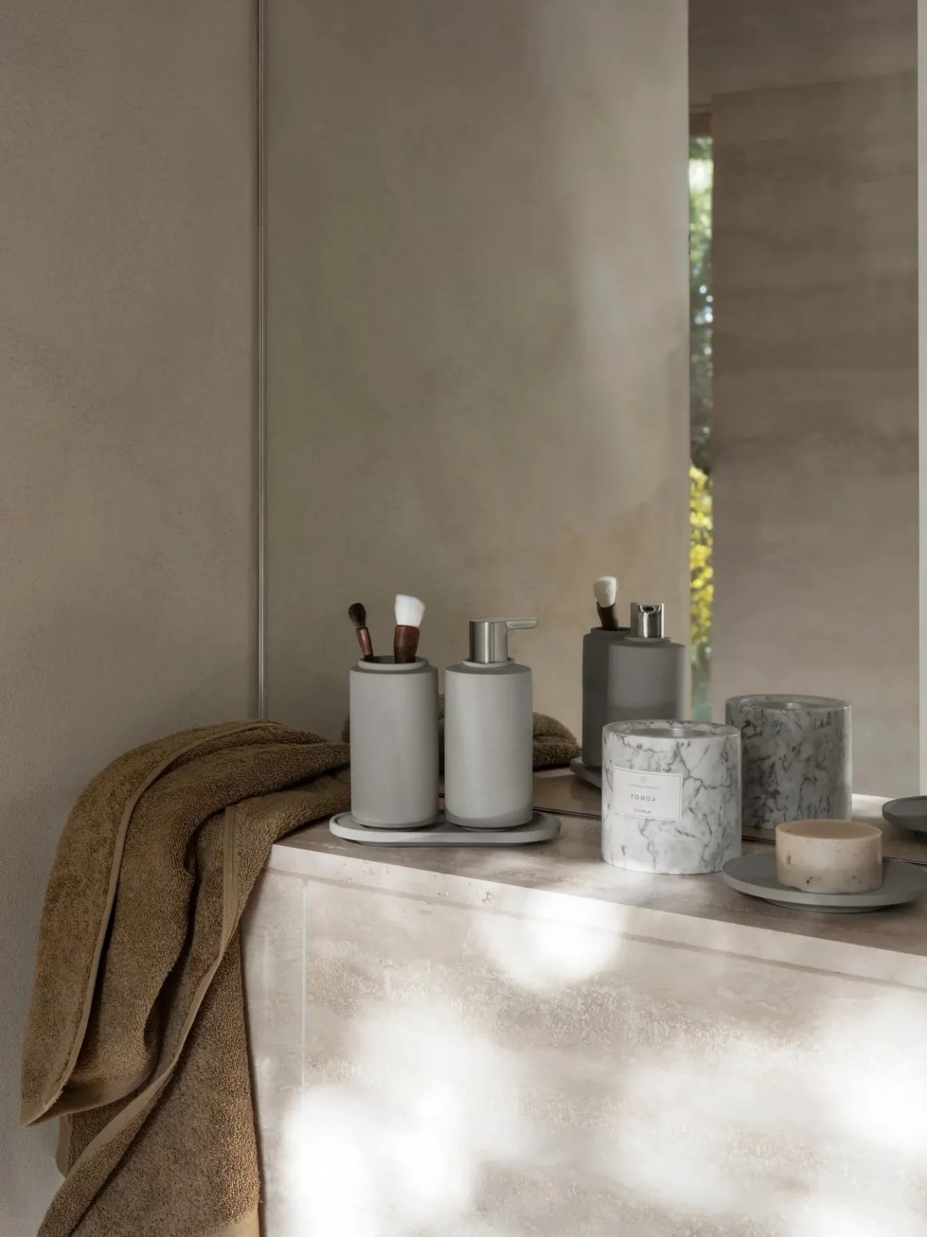 Blomus Bath towel 70x140 cm RIVA color Tan (66396)