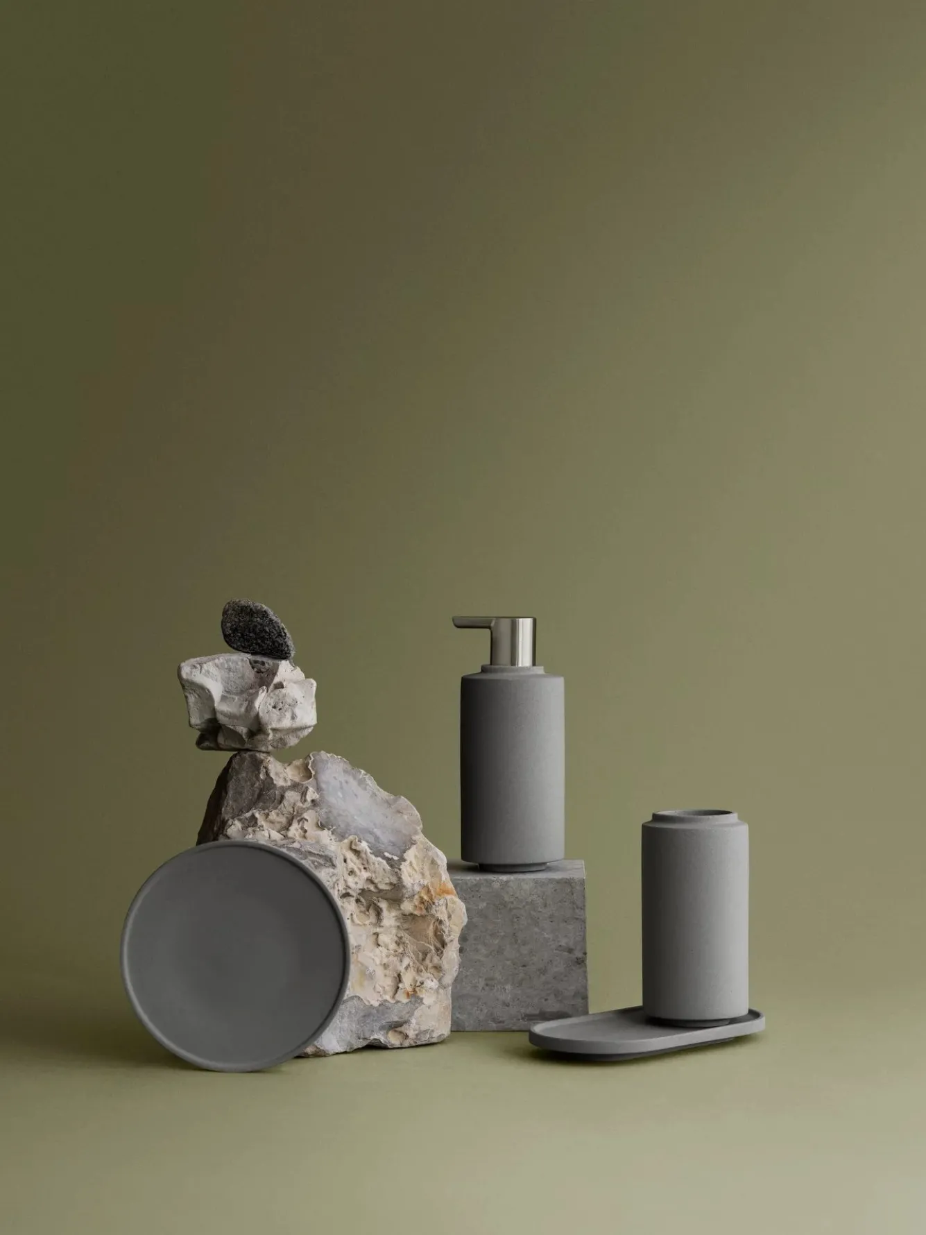 Blomus Blomus CRETO soap dispenser Magnet