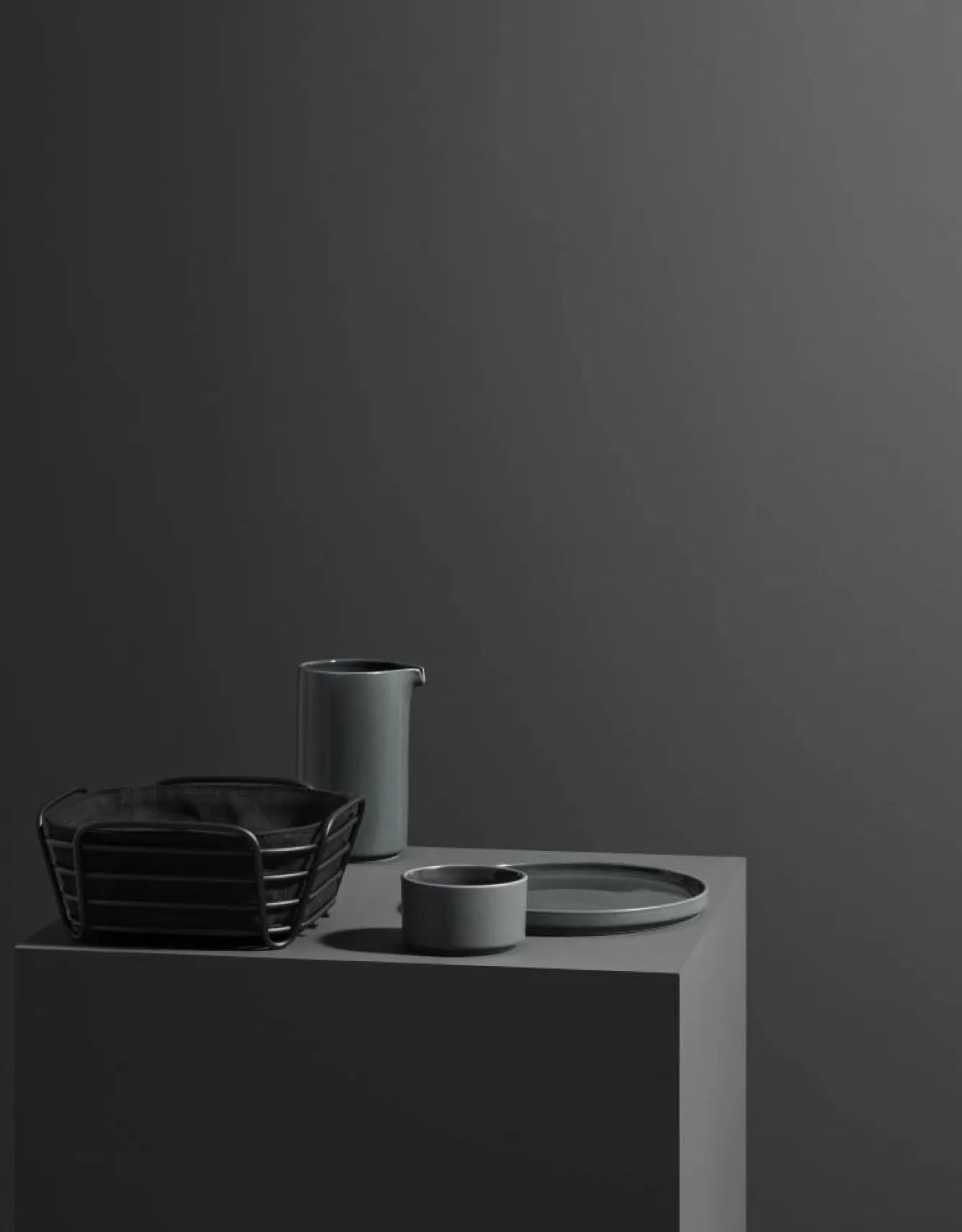 Blomus DELARA bread basket color Black (63873) 32x14 cm