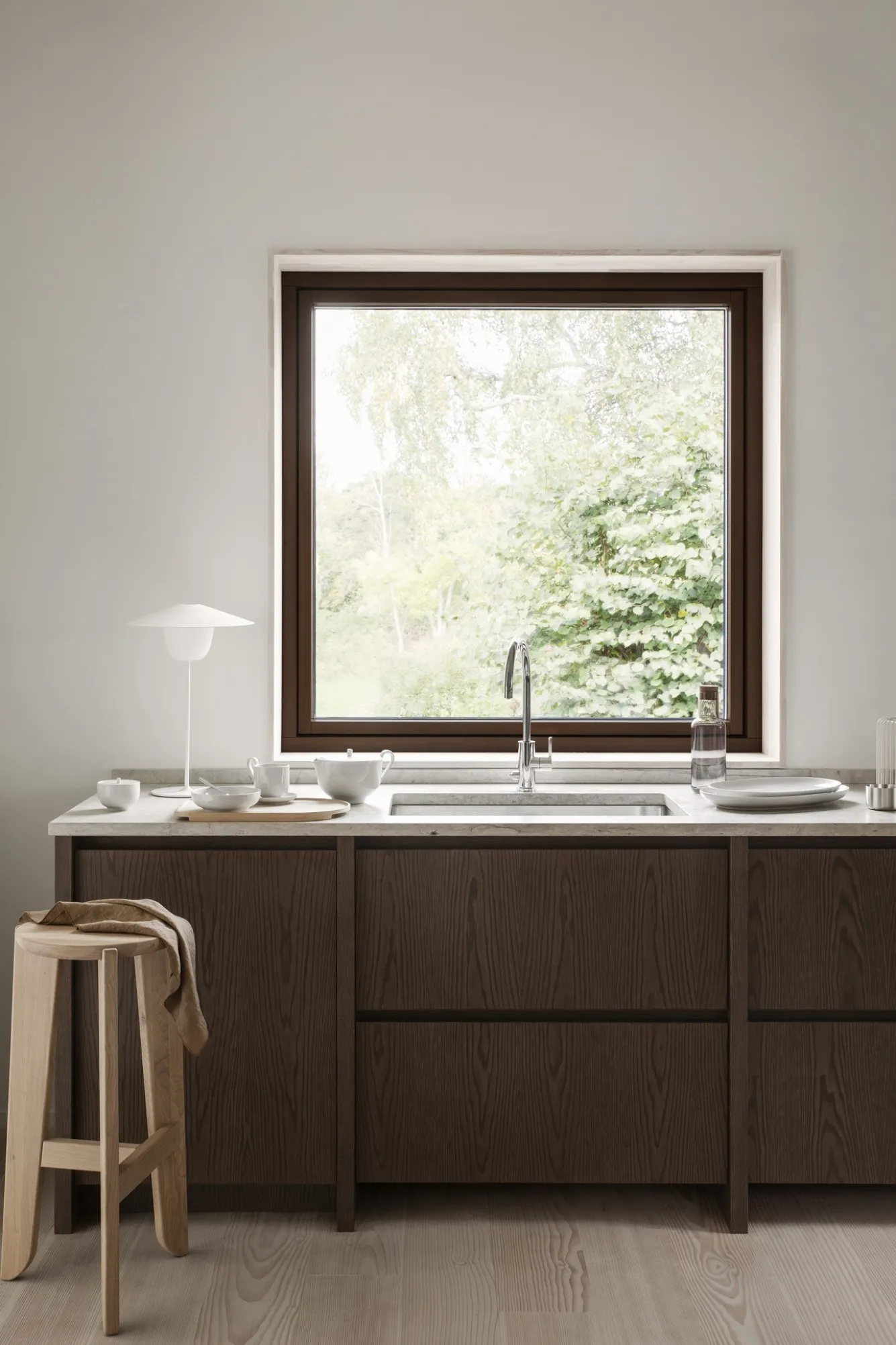 Blomus ELI bar stool - oak - 66513