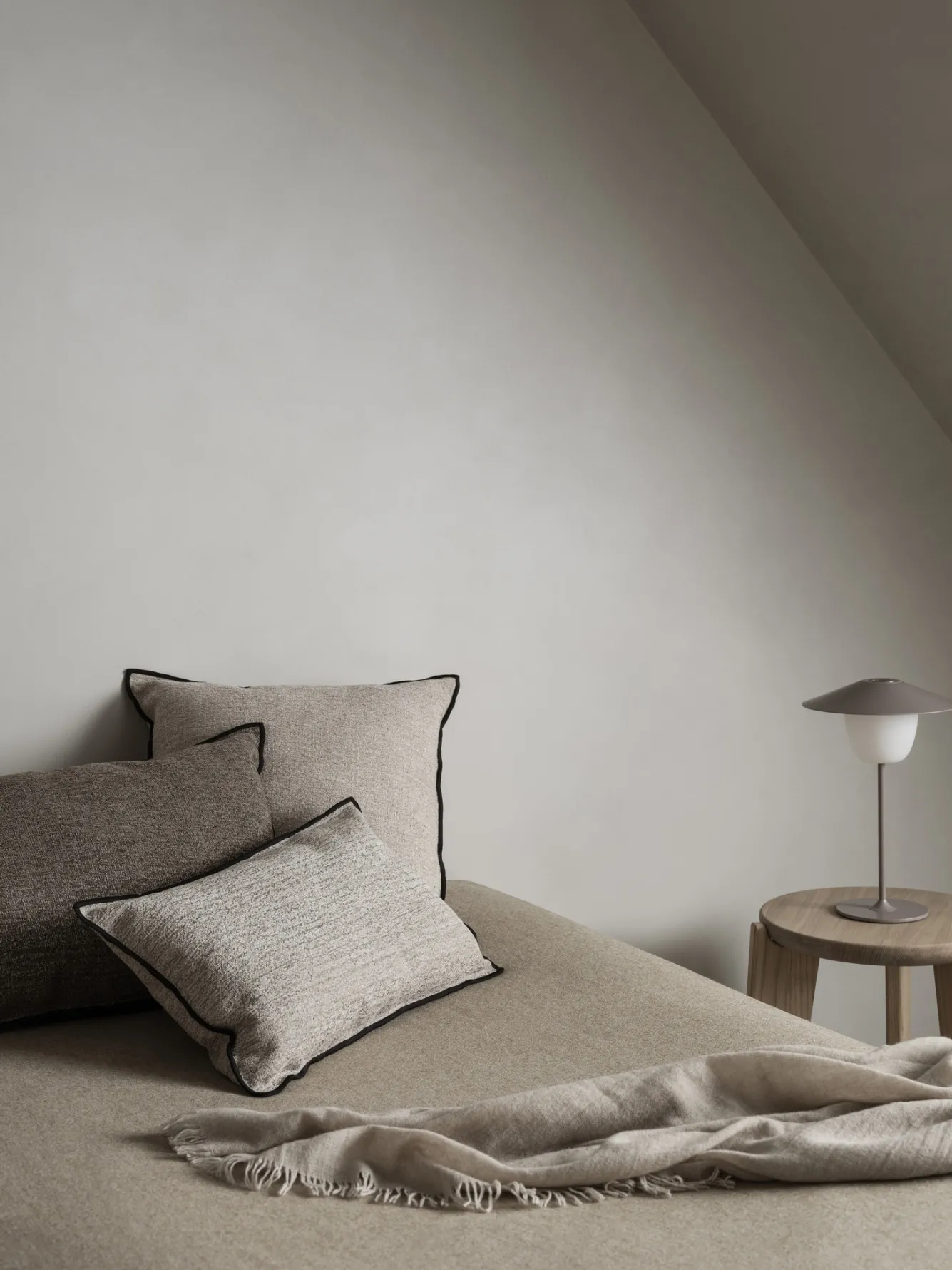 Blomus ELI stool - oak wood - 66512