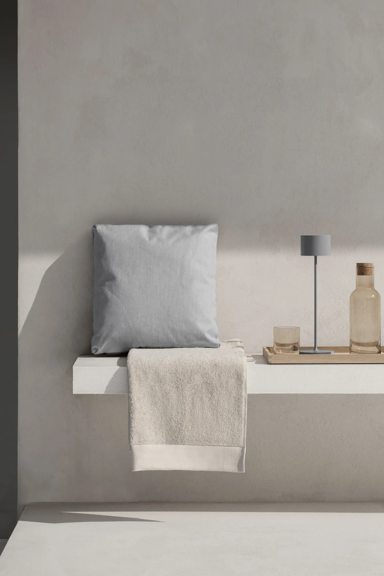 Blomus FAROL table lamp color Satellite (small) 66125