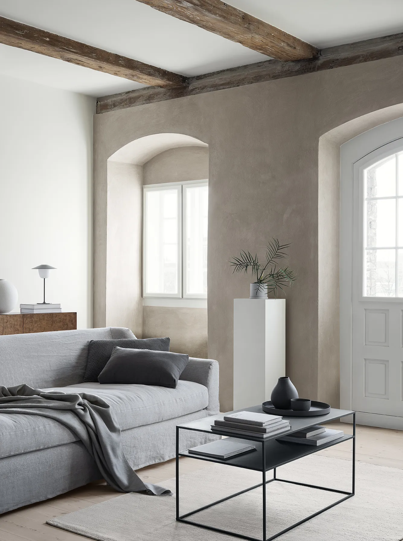 Blomus FERA coffee table black powder coated (66007)