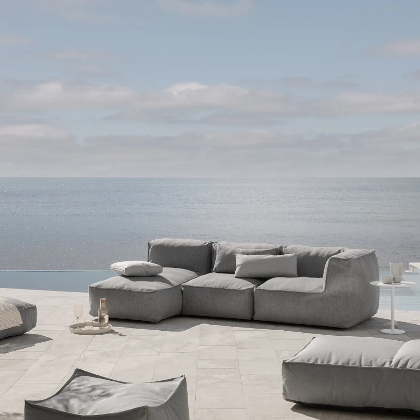 Blomus GROW lounge sofa (Cloud) - DEMO MODEL