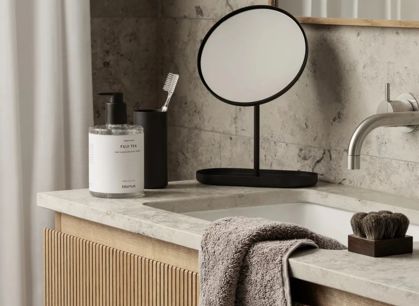 Blomus MODO cup / toothbrush holder black (69082)