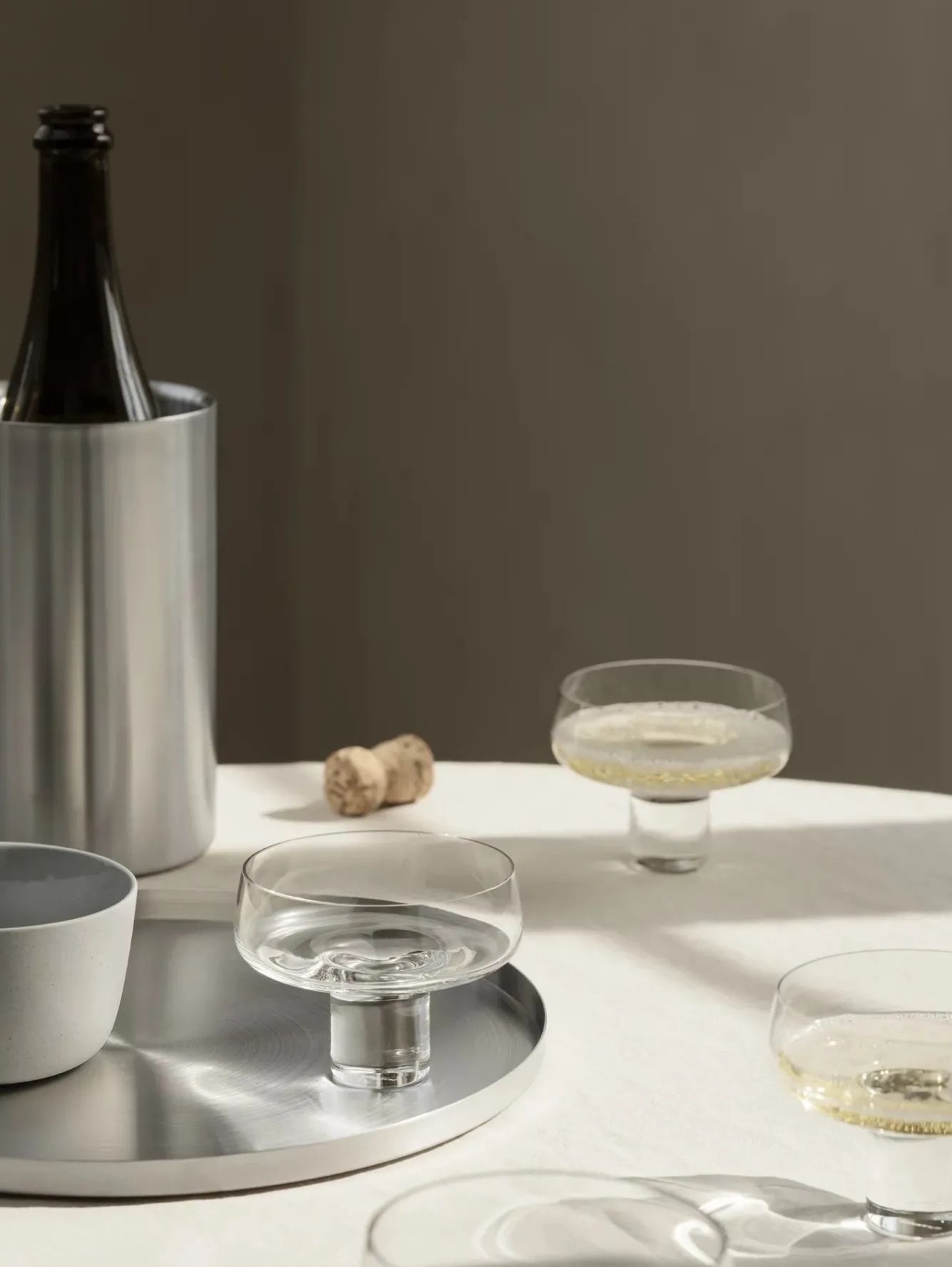 Blomus PEASY tray 30 cm color Moonbeam (beige) - 64485