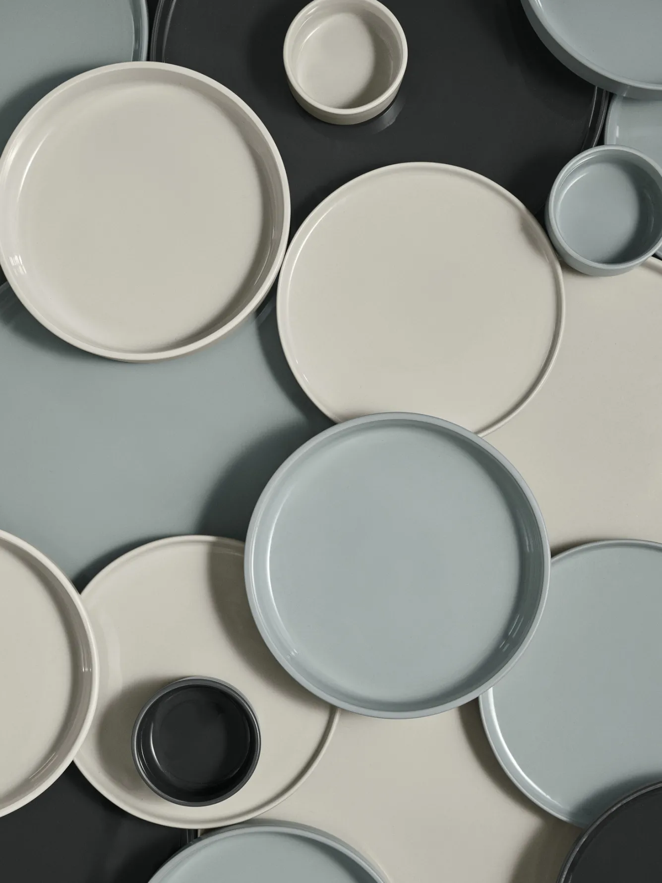 Blomus PILAR 12-piece tableware set Moonbeam (light stone) - (4x 63693 / 63694 / 63695)