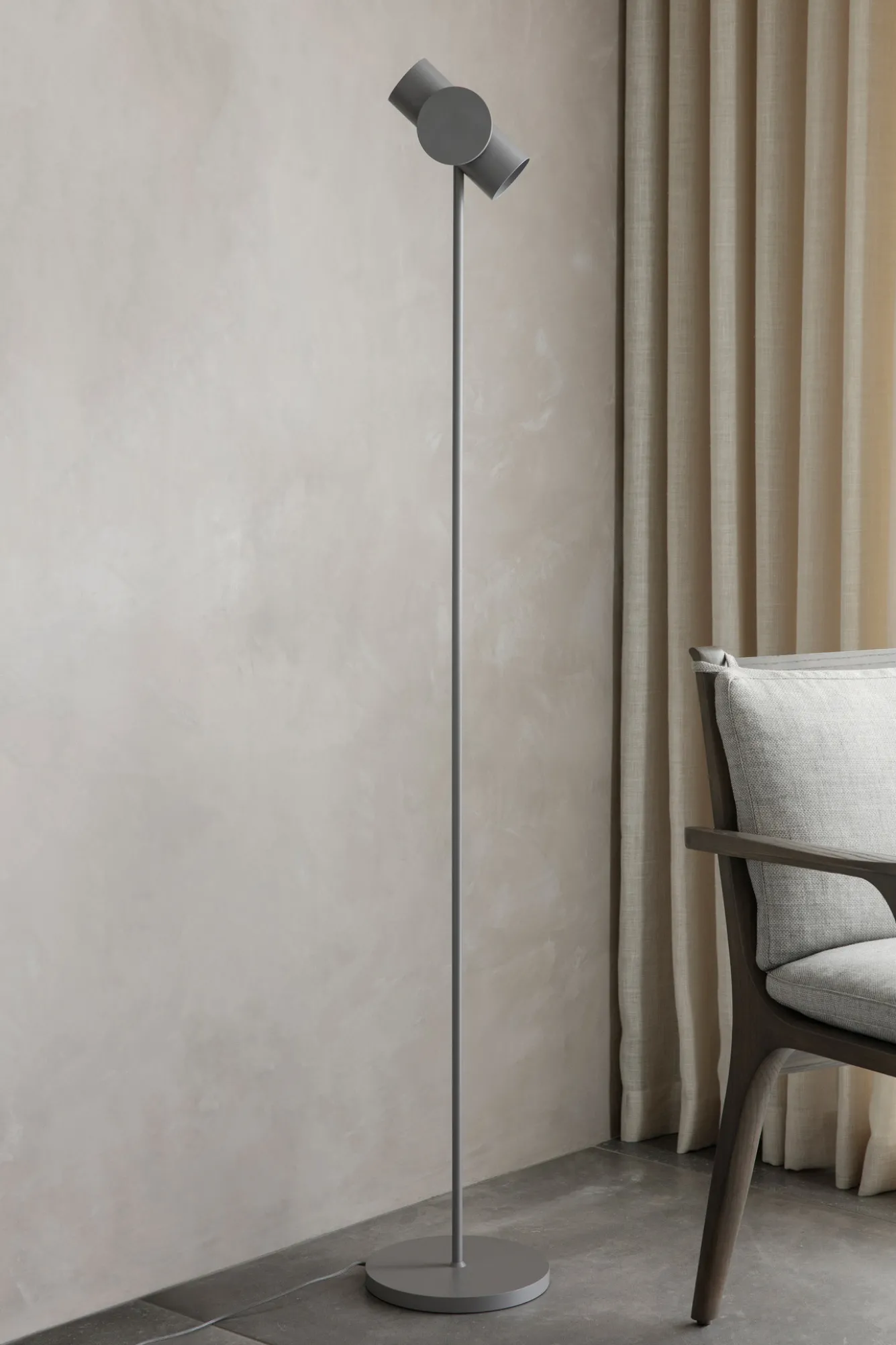 Blomus STAGE floor lamp Warm Gray (66185) height 130 cm