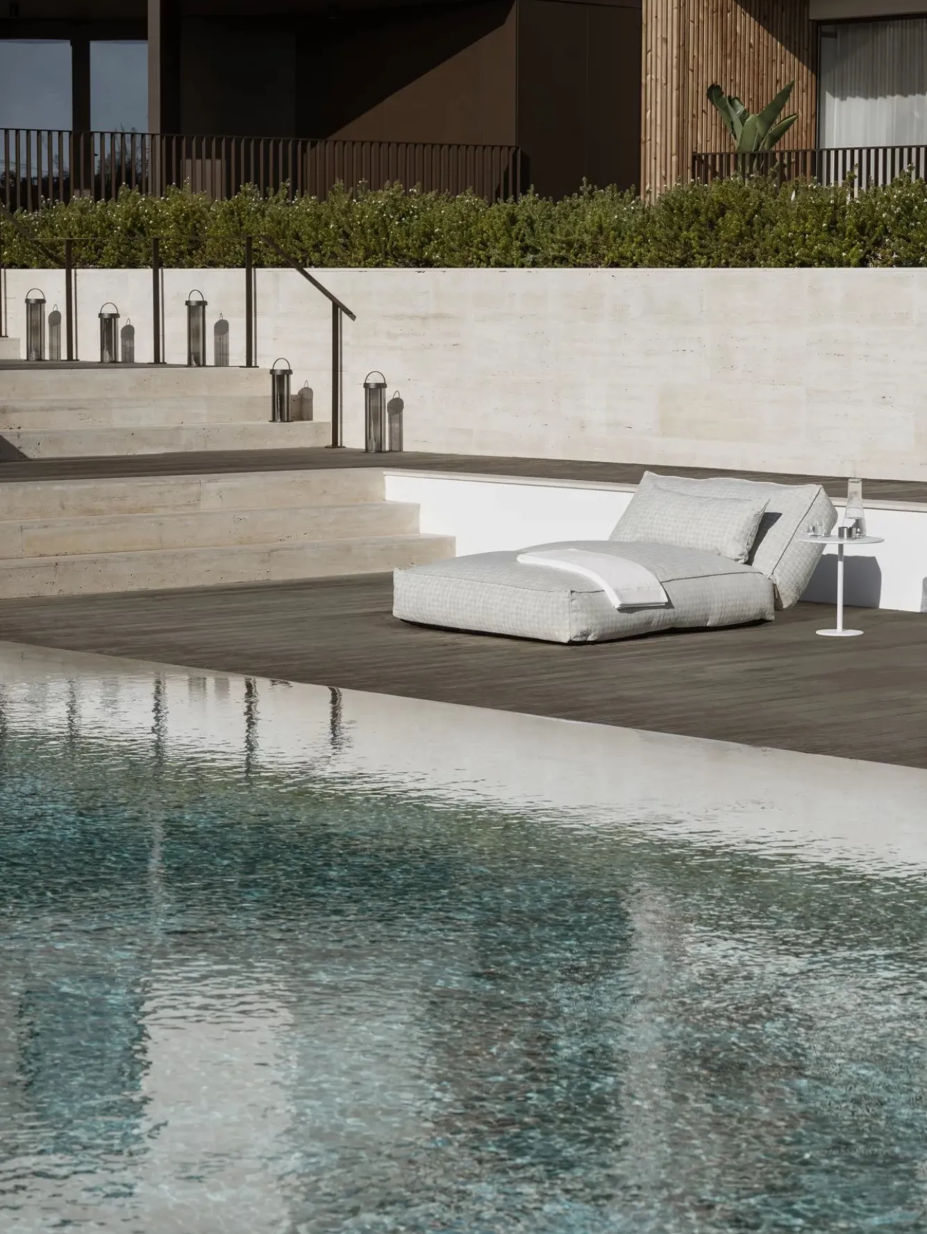 Blomus STAY daybed Twigh - color Earth (62144)