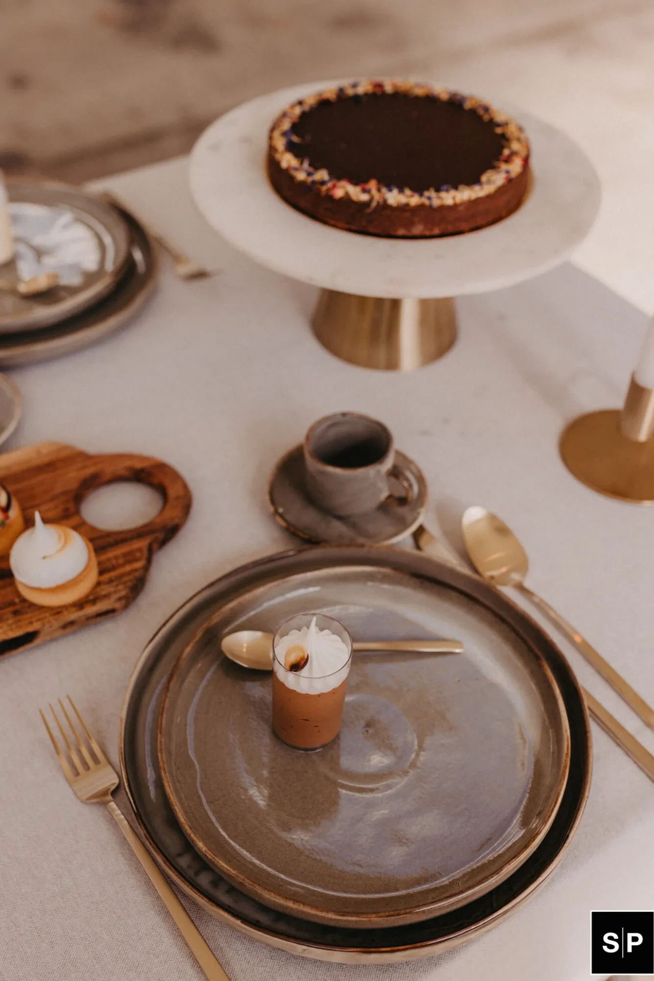 SP STUDIO URBAN flat plate 26 cm - Concrete (803552)