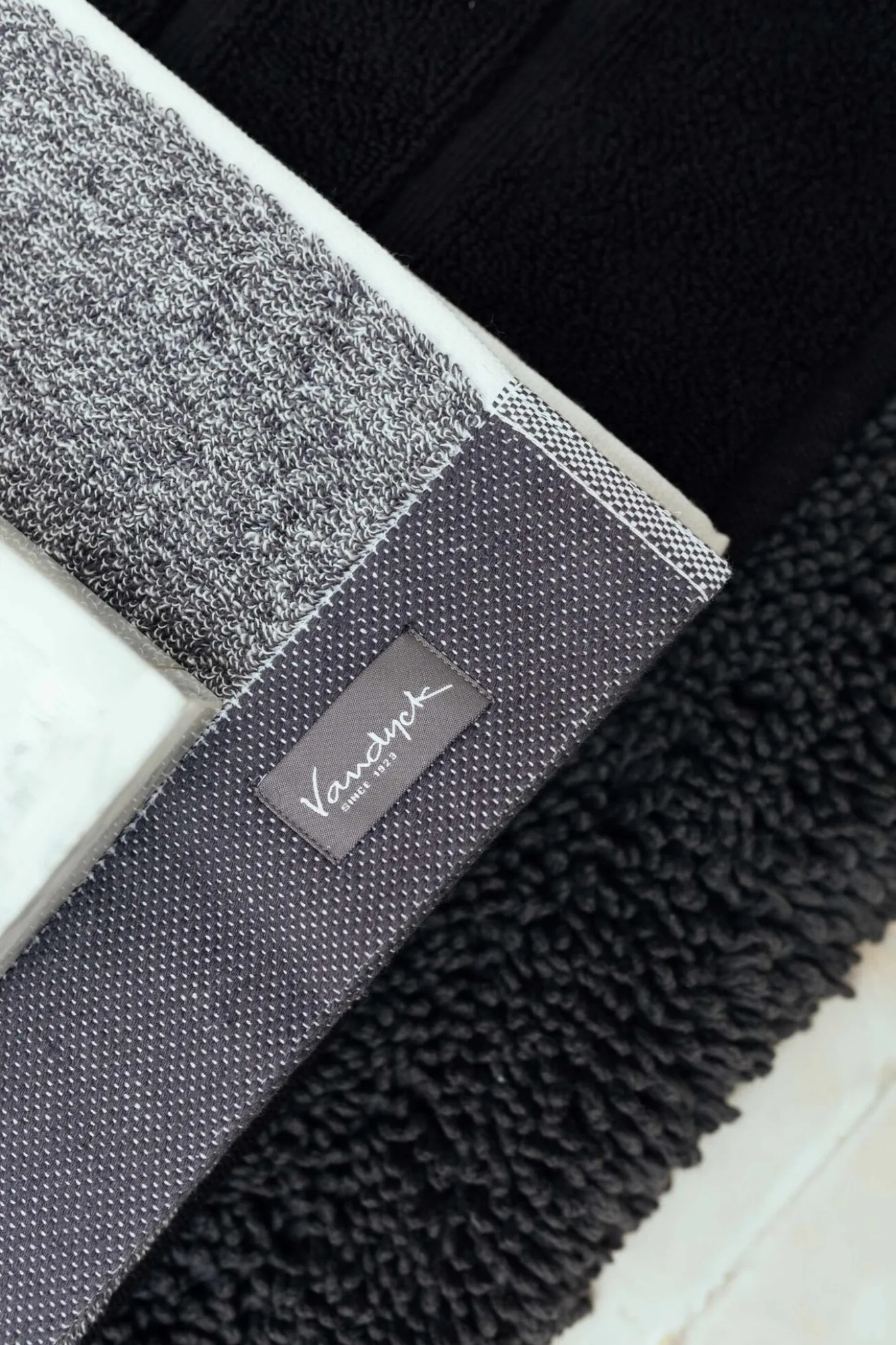 Vandyck Bath towel 70x140 cm HOME Mouliné Off Black (BAKC18201) set/3 pieces