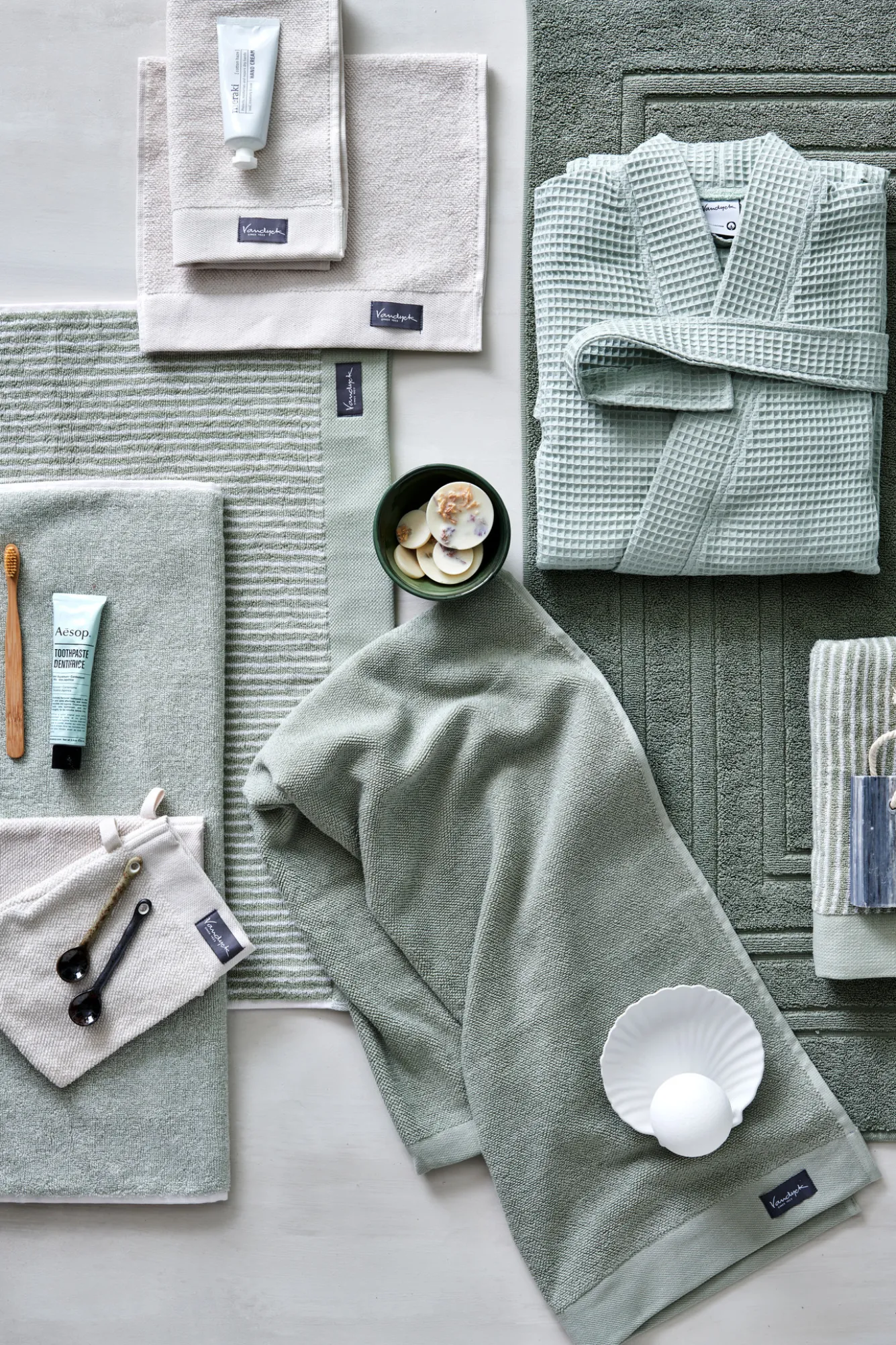 Vandyck Bath towel 70x140 cm HOME Petit Ligne Smoke Green (BAKC15101) set/3 pieces