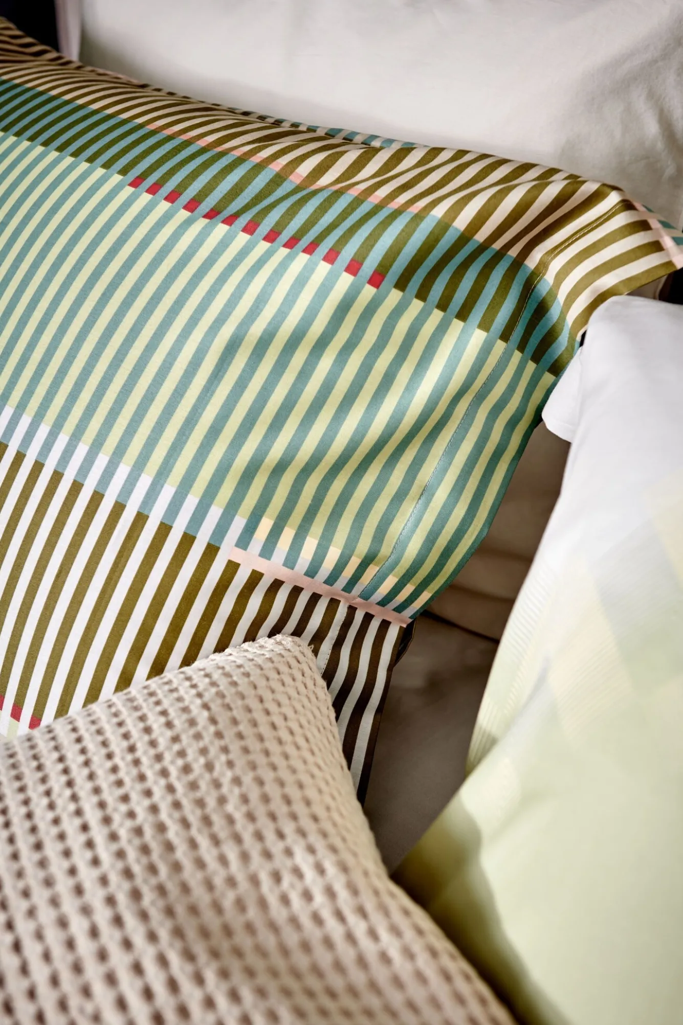 Vandyck Duvet cover OPTIMIST Smoke Green 200x220 cm (satin cotton)