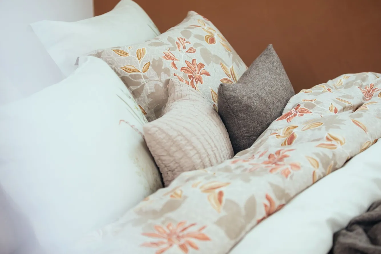 Vandyck Duvet cover CASHMERE GLOW linen 240x220 cm (satin cotton)